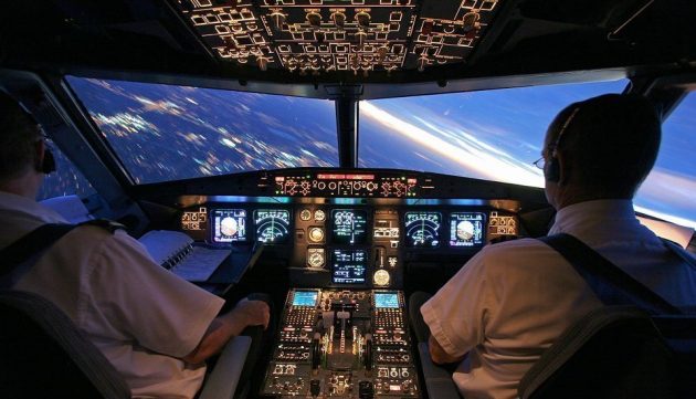 soñar con piloto de avión imagen